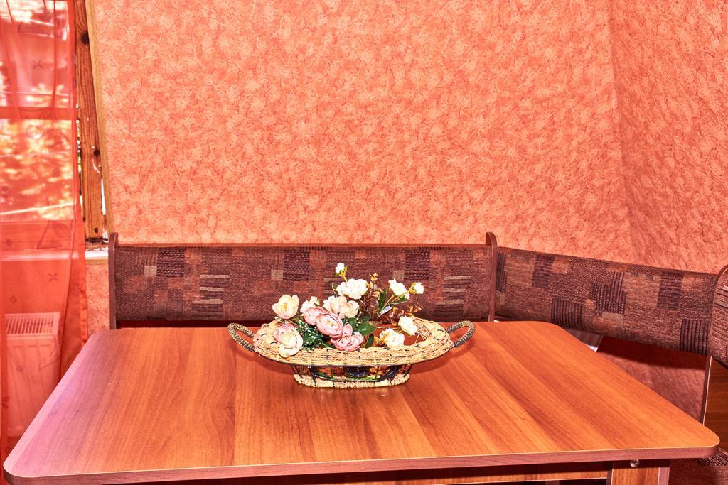 California Guest House Гори Экстерьер фото